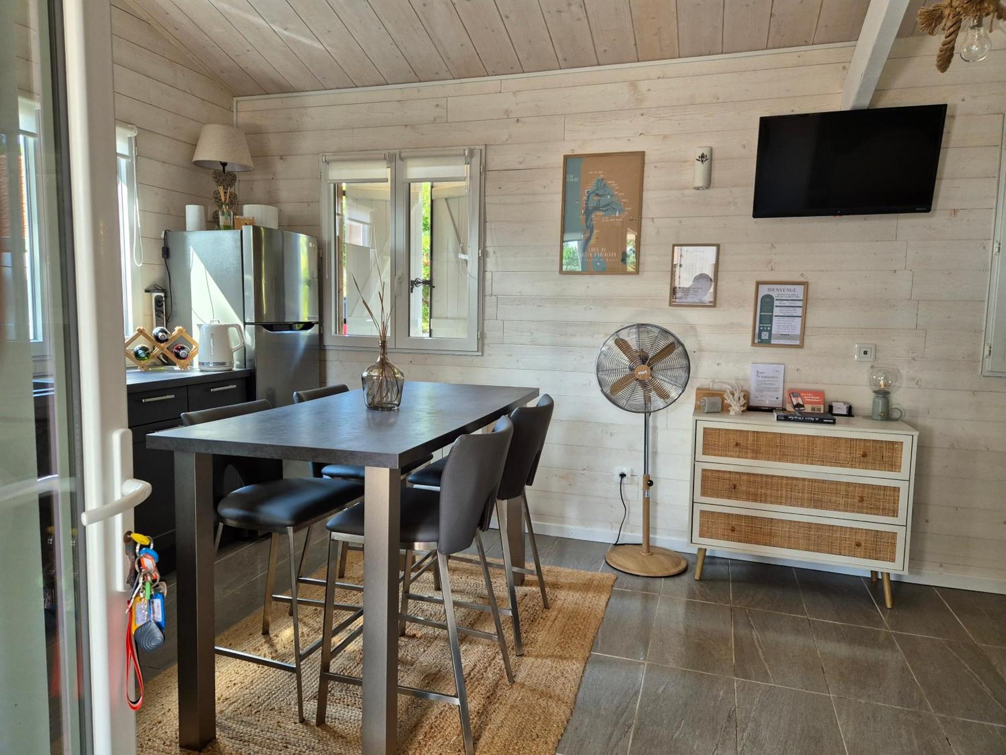 La Cabane De L'Estran Au Bord De Mer 랑통 외부 사진